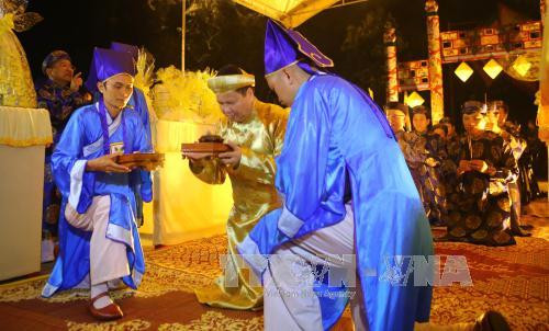 2017年顺化社稷祭礼隆重举行（图片来源：越通社）