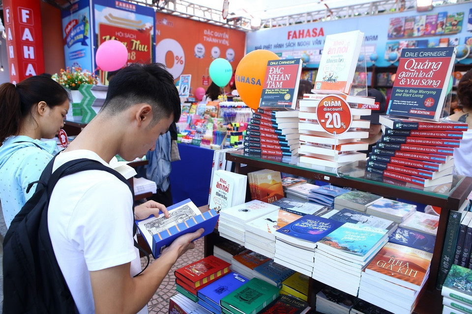 2018年秋季图书节 图自越通社