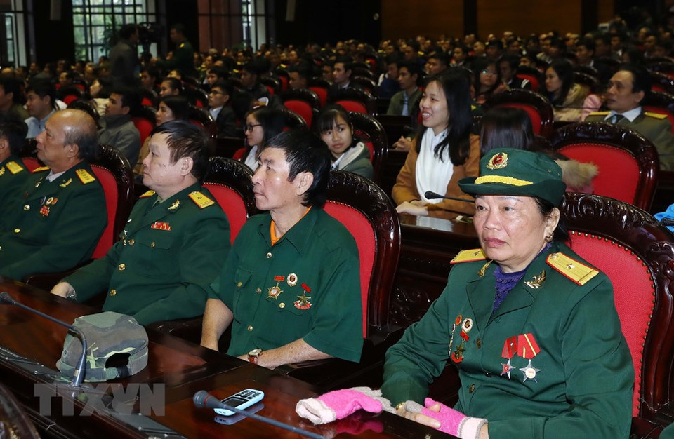 与会代表。图自越通社