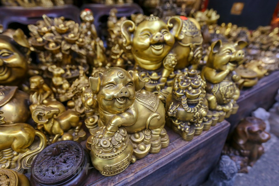 出售的货物也日益丰富。图自越通社