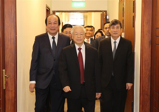 越共中央总书记、国家主席阮富仲出席开幕式。图自 越通社