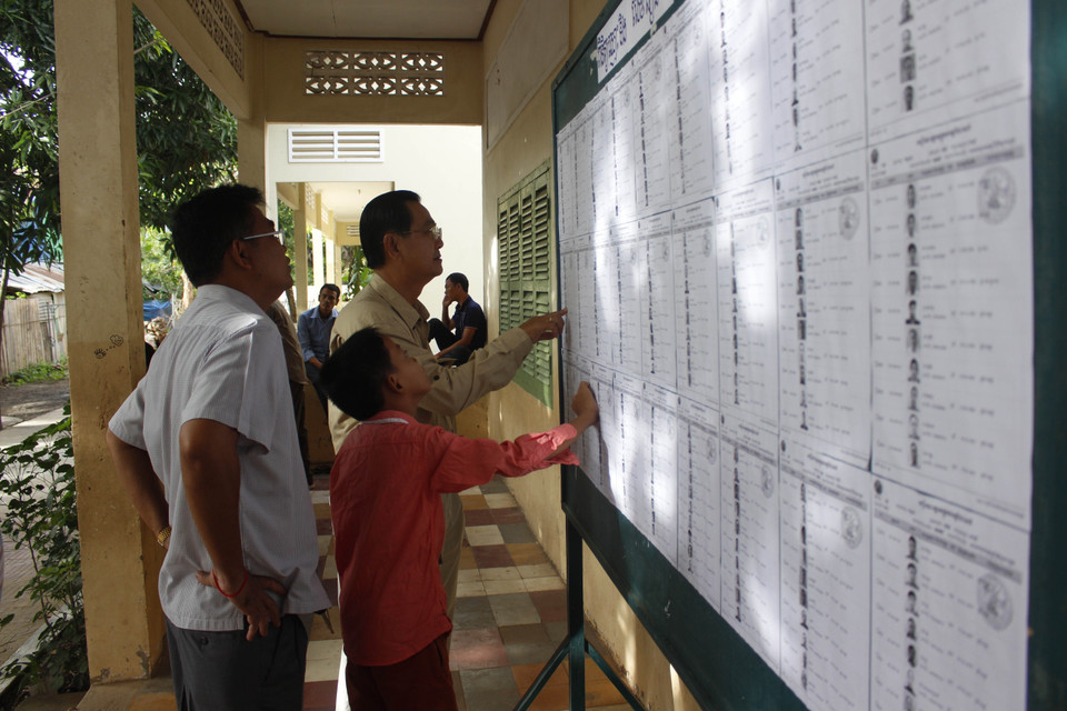 参加投票的选民。越通社驻柬埔寨记者 摄