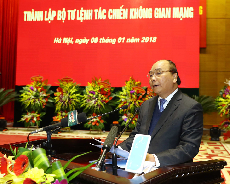 阮春福在仪式上发表讲话。越通社记者 统一 摄