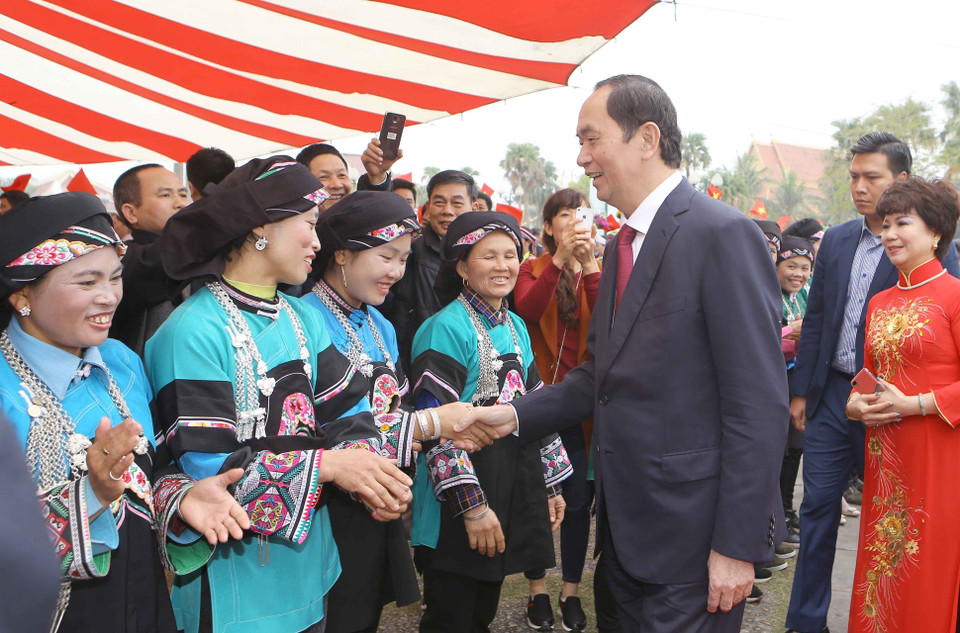 国家主席陈大光代表党、国家领导人出席2018戊戌年春节“祖国各地春色节”。越通社记者 尹晋 摄