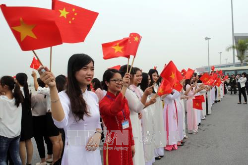 在河内内排国际机场举行的欢迎仪式。（图片来源：越通社）