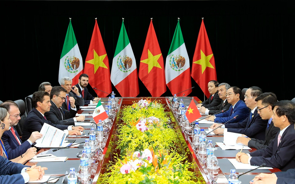 越南国家主席陈大光与墨西哥总统恩里克·培尼亚·涅托举行双边会晤（图片来源：越通社）