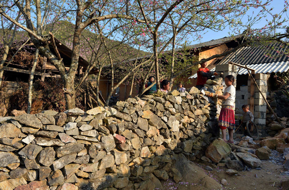 蒙族同胞的传统石墙。（图片来源：越通社）