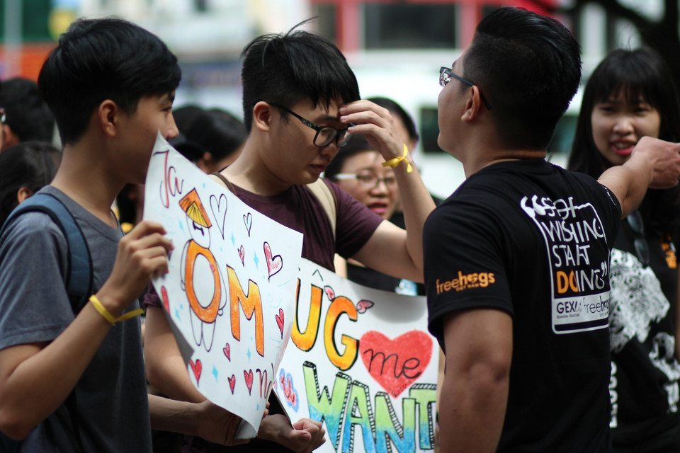 越南举行2018年自由拥抱运动。（图片来源：越通社）