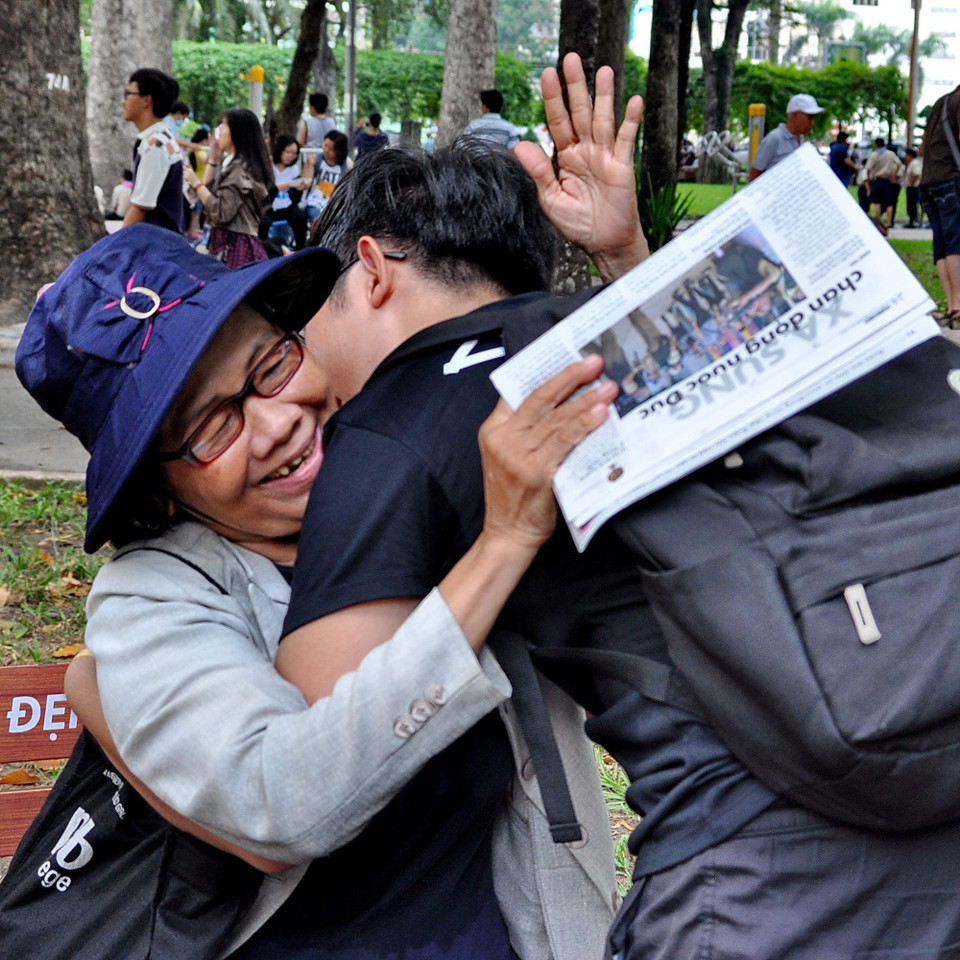 越南举行2018年自由拥抱运动。（图片来源：越通社）
