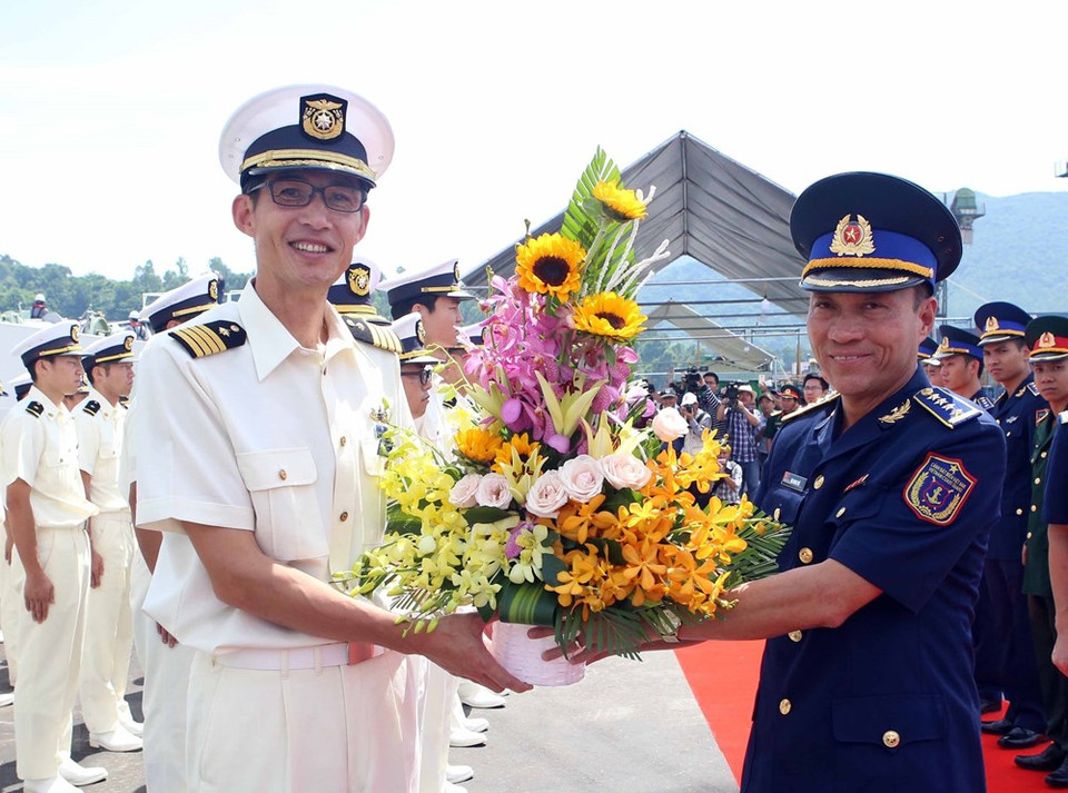 日本海上警卫队小岛级训练舰访问岘港市。越通社记者 陈黎林 摄