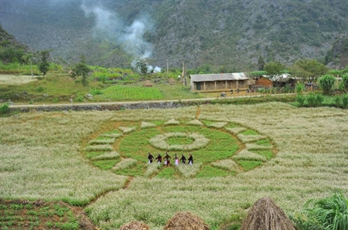 （图片来源：dantocmiennui.vn）