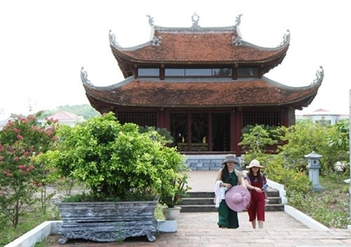 胡志明主席纪念馆（图片来源：dantocmiennui.vn）