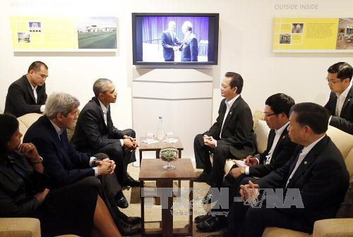  阮晋勇总理会见美国总统奥巴马。（图片来源：越通社）