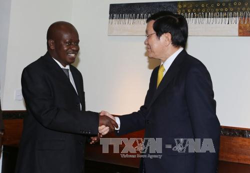 越南国家主席会见了坦桑尼亚国民议会议长恩杜加伊。（图片来源：越通社）