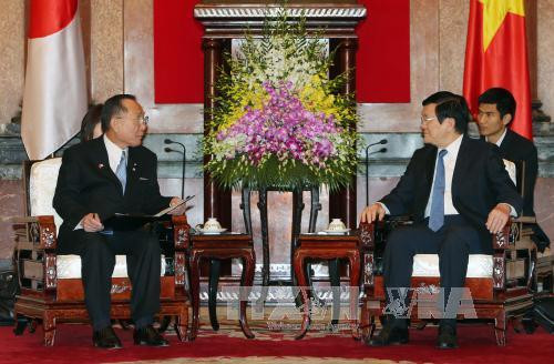 越南国家主席张晋创会见山崎正昭议长（图片来源：越通社）