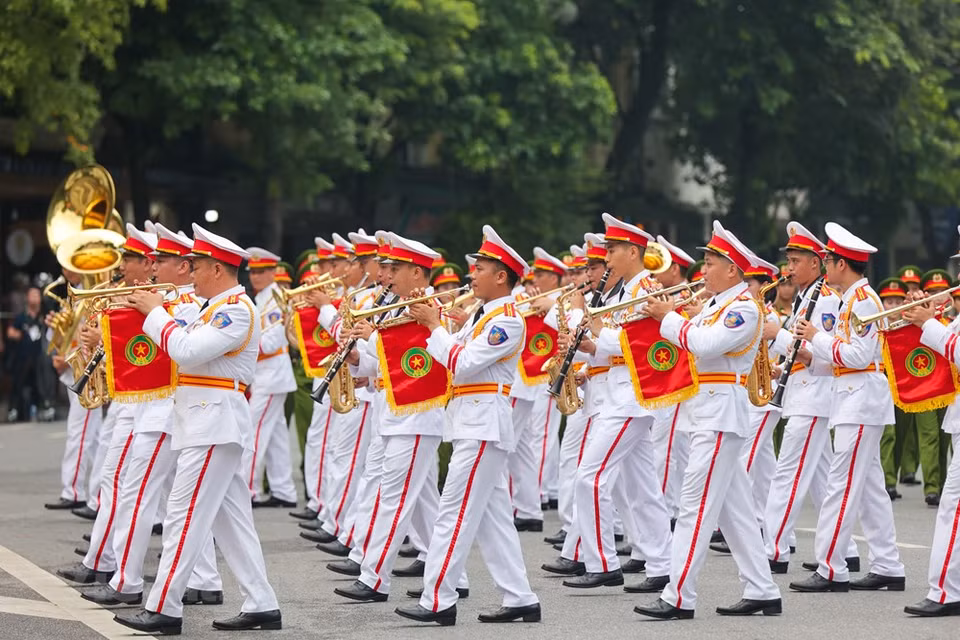 2022年东盟+警察音乐节是东盟各国警察和东盟扩大各国警察的合作渠道。这也是越南人民公安力量大力推动宣传活动的机会。2022年东盟+警察音乐节是庆祝越南人民警察力量传统日60周年（1962年7月20日-2022年7月20日）的系列活动之一。这是越南人民公安力量大力推动宣传活动的机会。图自 VIETNAM+