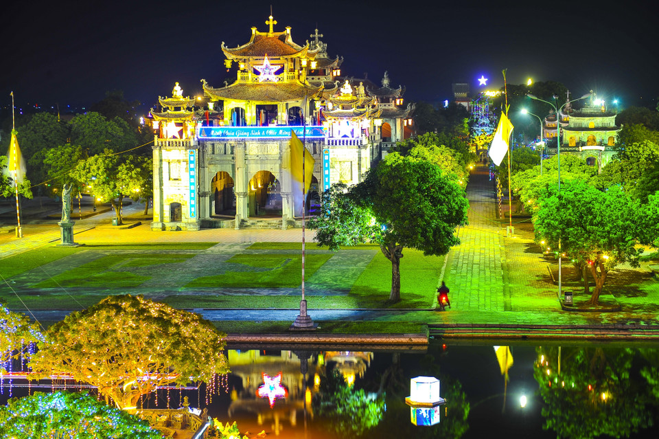 宁平省洋溢着浓厚的圣诞节气氛。（图片来源：越通社）