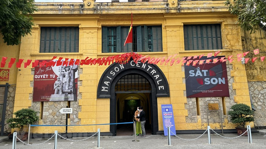 河内市已制定适安全、灵活适应，有效控制新冠疫情的首都旅游复苏发展计划（2022-2023年）。其中，城市着重确保各旅游景点和游客的安全，集中打造多样、独有、具有吸引力的旅游传品，满足市场新的需求。旅游业加大宣传推介和旅游促进活动，推动旅游业内数字化转型，援助。图自Vietnam+