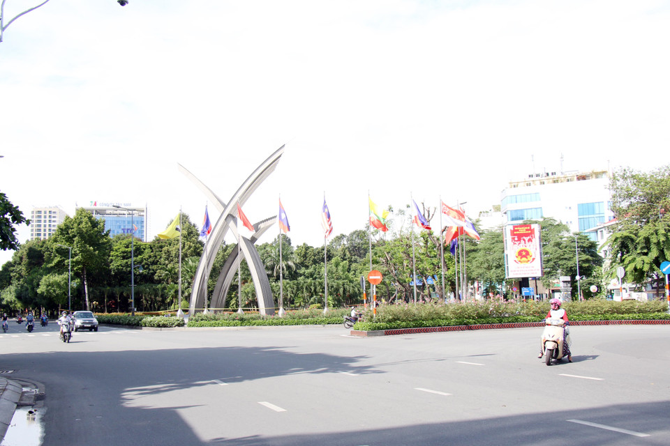 黄文树公园附近人烟稀少。图自越通社