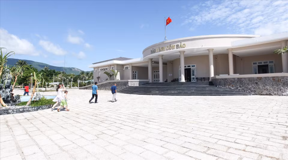 巴地头顿省昆岛博物馆占地面积3570平方米，其中展示区面积为1700平米。图自越通社/越南画报