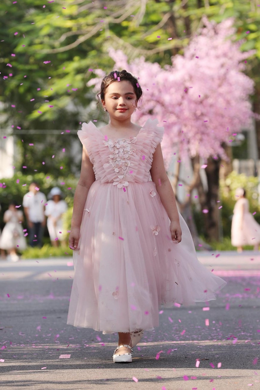 5个设计品牌精彩亮相，令人印象深刻。越通社记者大吴 摄