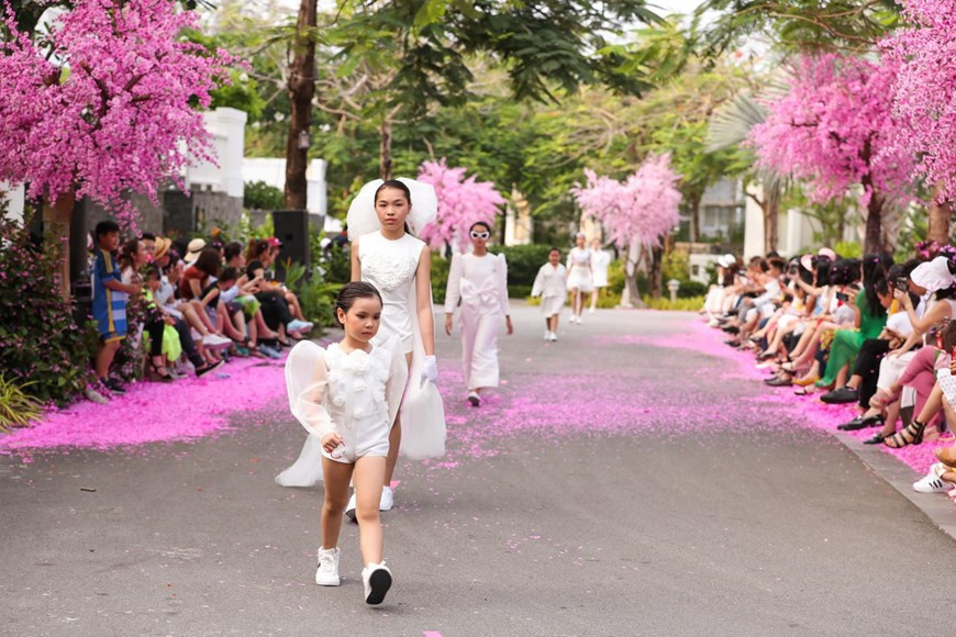 5个设计品牌精彩亮相，令人印象深刻。越通社记者大吴 摄