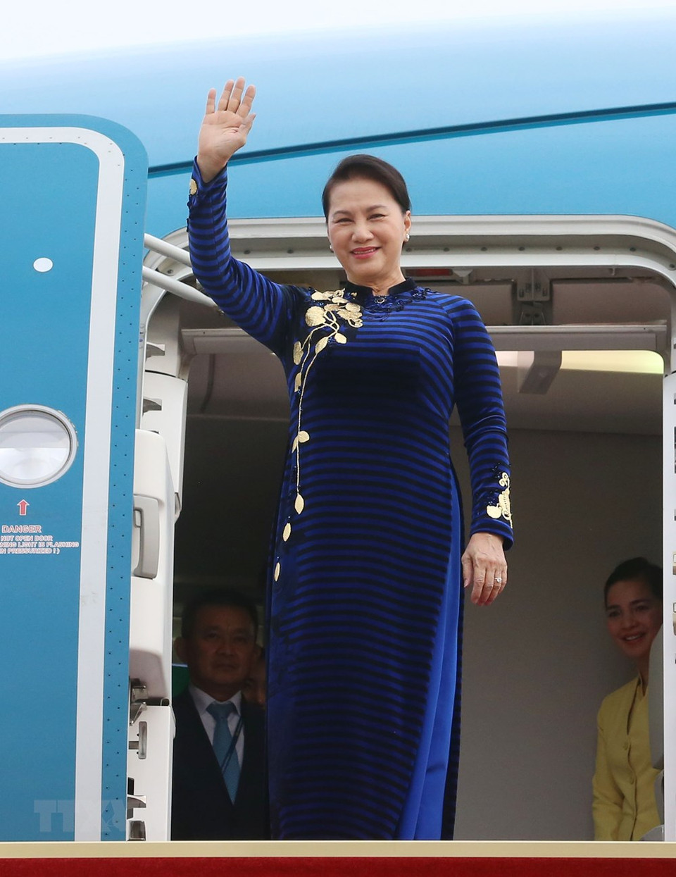越南国会主席阮氏金银抵达首尔。 越通社记者 仲德 摄