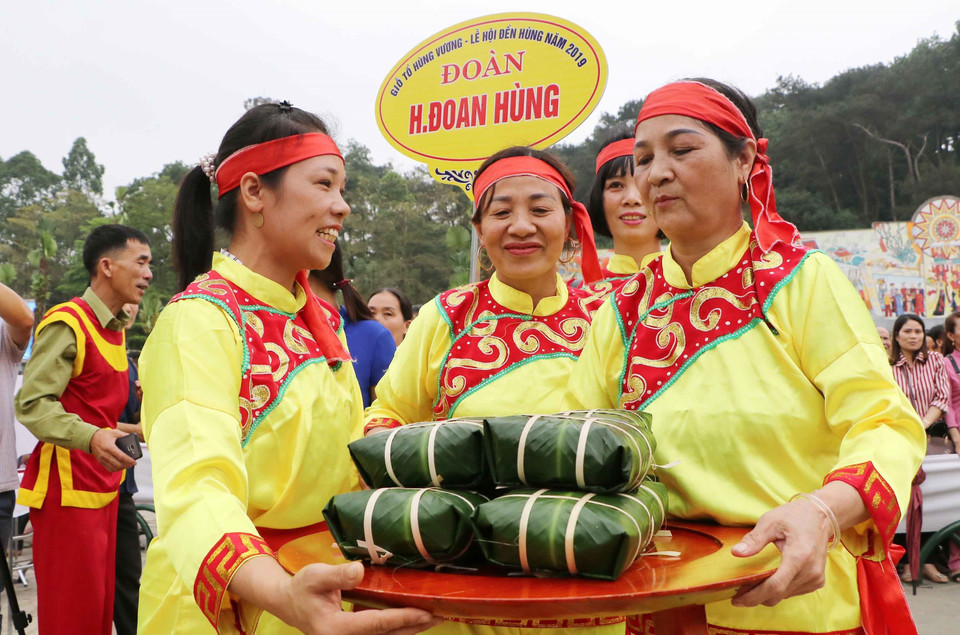 端雄县队包完的粽子。越通社记者 忠坚 摄