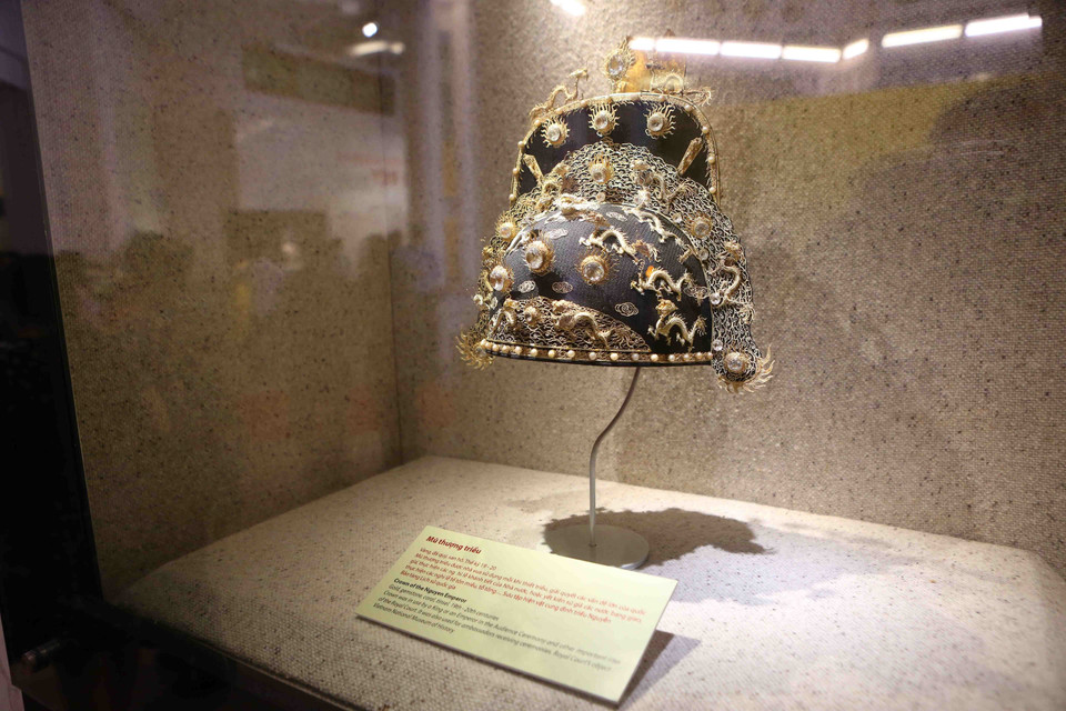  “大越历届国号与都城”专题展所展出的文物。越通社记者成达 摄