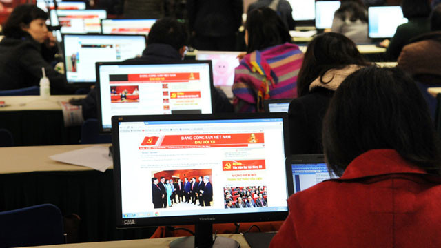 新闻中心为记者提供电脑、网络和其他工作技术条件。