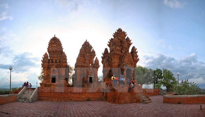 越南宁顺省藩朗婆克朗加萊塔群体​风景之美