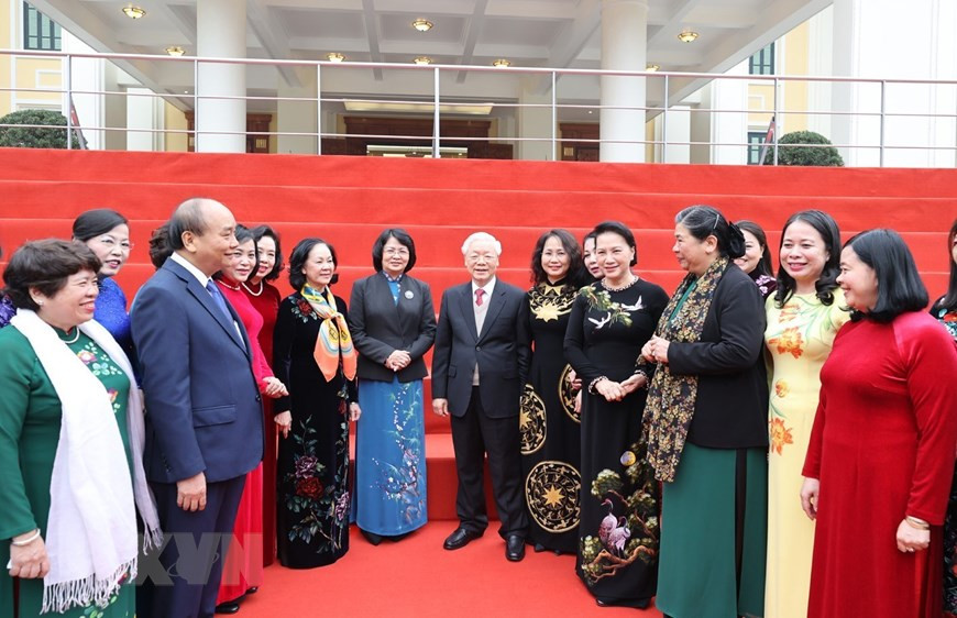 越共中央总书记、国家主席阮富仲、政府总理阮春福、国会主席阮氏金银以及各部门行业领导与会。图自越通社