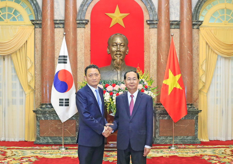 陈大光会见韩国新任驻越大使金度铉。越通社记者 颜创 摄