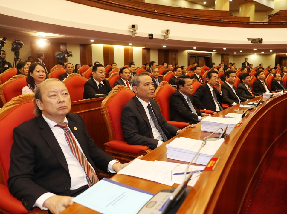 参加越南共产党第十二届中央委员会第七次全体会议闭幕会的各位代表。越通社记者 智勇 摄