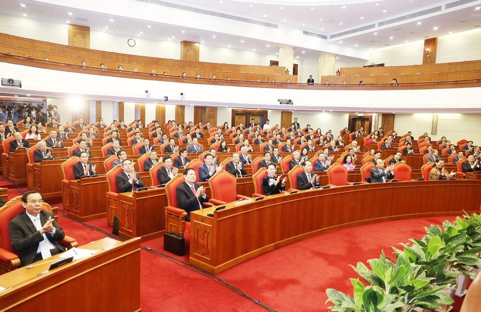 越南共产党第十二届中央委员会第七次全体会议正式落幕。越通社记者 智勇 摄