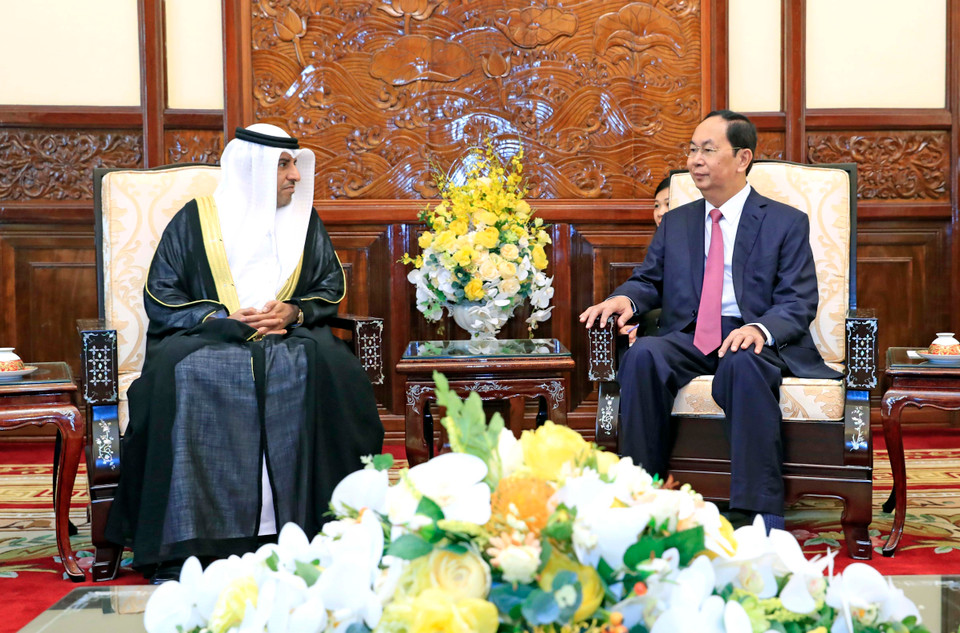 陈大光会见阿联酋新任驻越大使奥贝德。越通社记者 颜创 摄