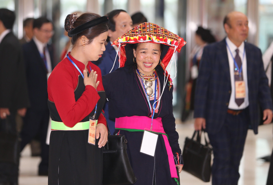 为期三天的大会吸引1300名代表参加，其中正式代表999名。图自越通社