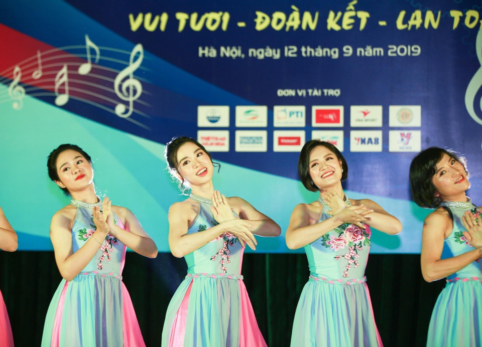 2019年越通社文艺汇演12日在河内国家通讯中心举行，为观众献上一场精彩纷呈的视听盛宴。越通社记者 摄