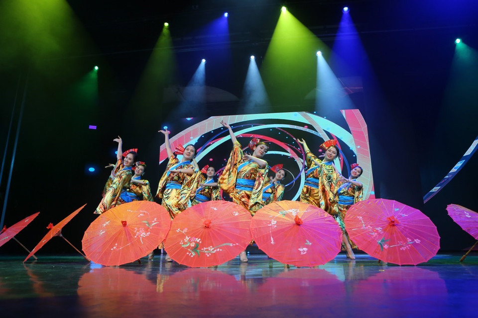 3月28日晚，2019年樱花亲善大使选美大赛总决赛在河内朗下路87号星银河电影院举行。越通社记者成达 摄