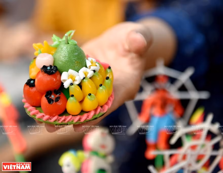 面塑业以独特之处驰名国内外。图自越通社越南画报。