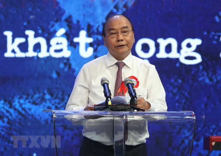 阮春福总理在交流活动上致开幕词。越通社记者 统一 摄。