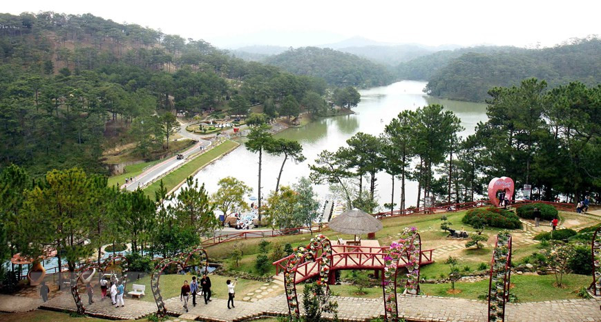 爱情谷旅游区是大叻市深受游客青睐的旅游目的地。图自越通社