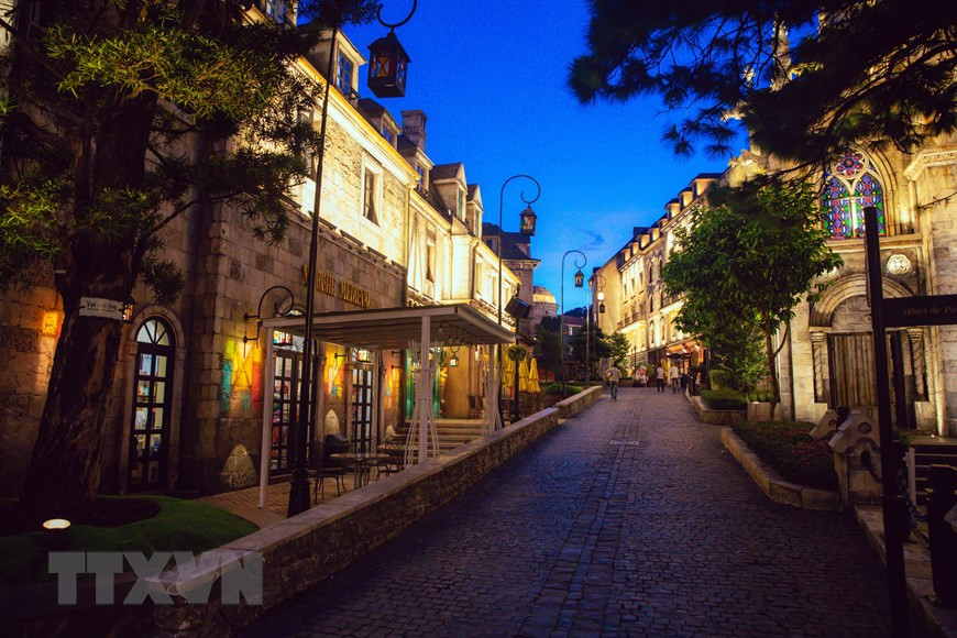 岘港市巴拿山景区的一角。图自越通社