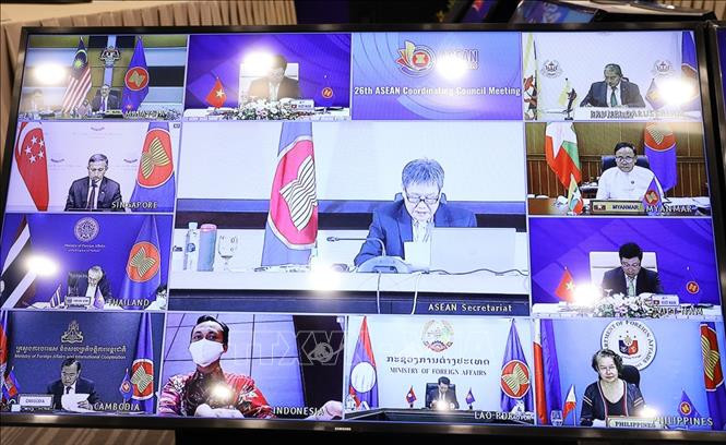 东盟各国代表出席会议。图自越通社