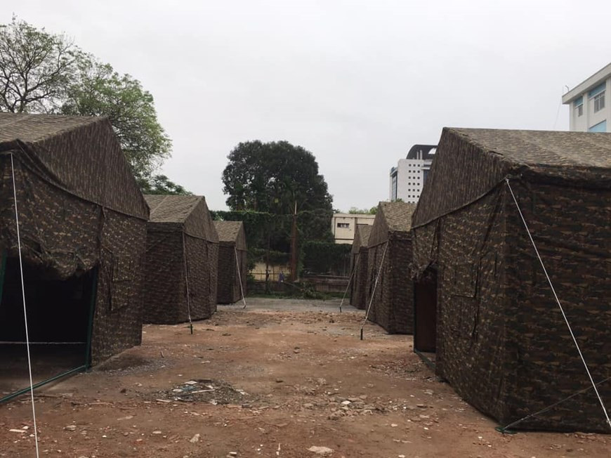 截至目前，正在白梅医院工作与治疗的人员月3500人，其中重症患者800人。图自越通社