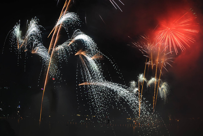 （图片来源：越南《人民报》）