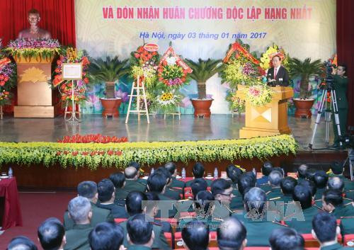 陈大光主席在授勋仪式上发表讲话（图片来源：越通社）