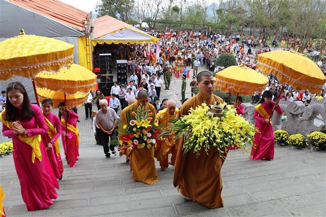 2019年沛顶寺庙会今日正式开庙迎客。越通社记者宁德方 摄