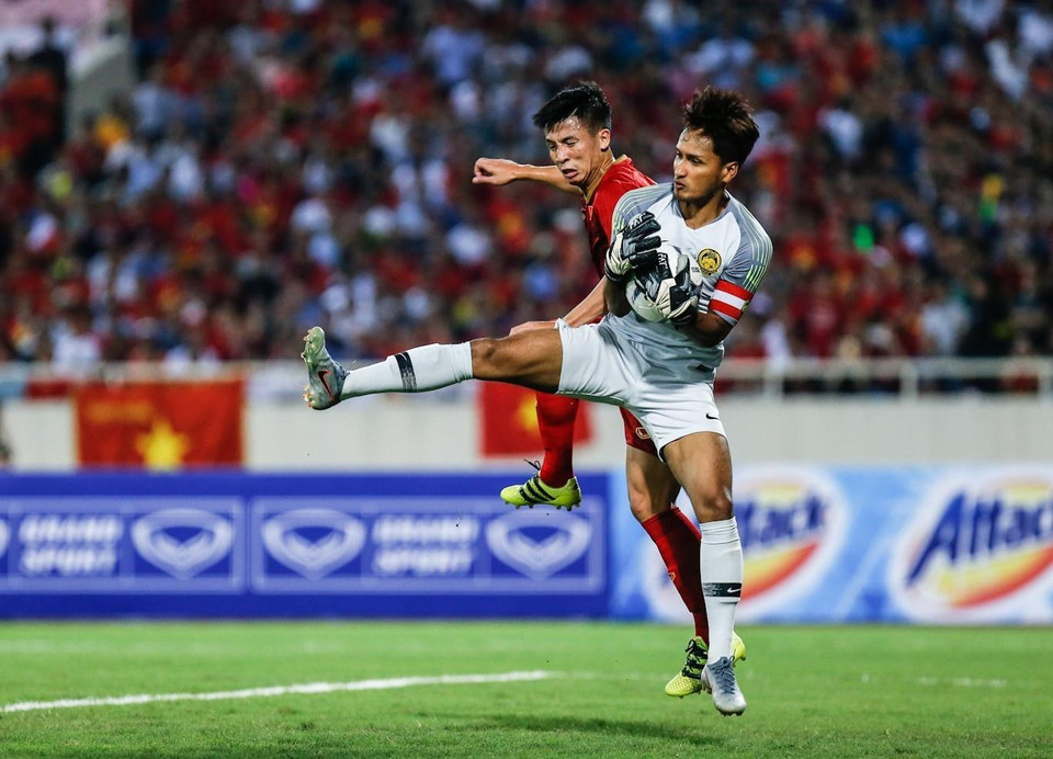 2022年卡塔尔世预赛40强第三轮10月10日晚在河内美庭国家运动场开展角逐，越南队主场迎战马来西亚队。越通社记者 仲达 摄