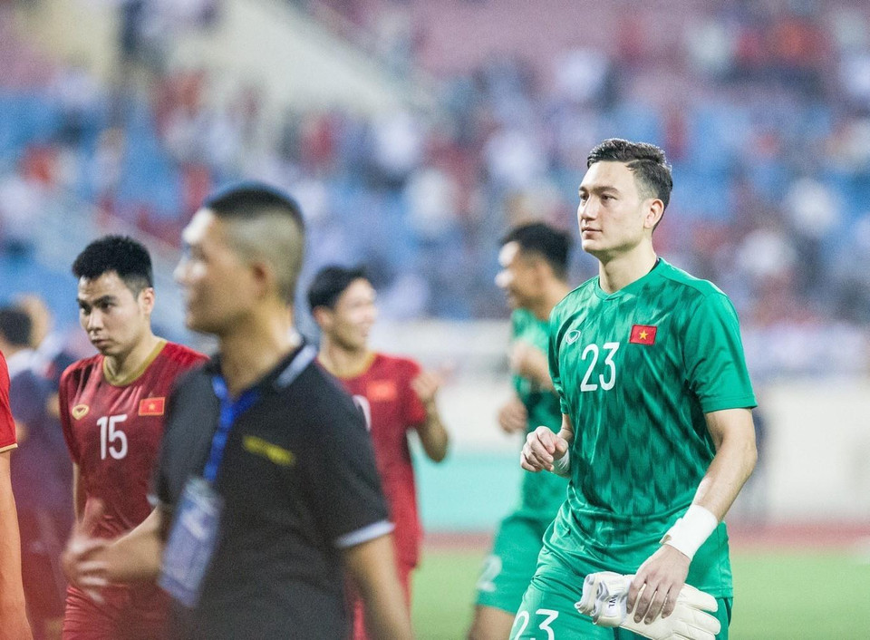 2022年卡塔尔世预赛40强第三轮10月10日晚在河内美庭国家运动场开展角逐，越南队主场迎战马来西亚队。越通社记者 仲达 摄